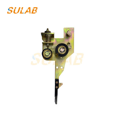 গ্যালভানাইজড সারফেস সহ ফুজিটেক লিফট ডোর লক AC 250V/10A এবং ল্যাটারাল টেনশন ≥1000N ল্যান্ডিং ডোর লক হুক MA630-05