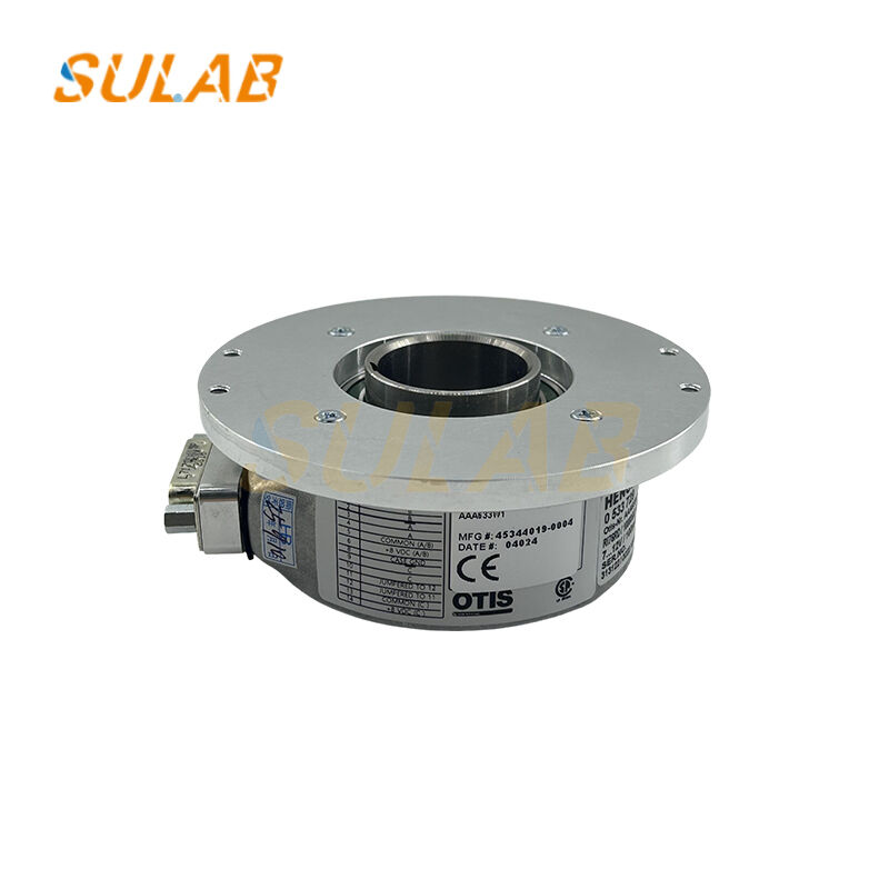 Hengstler Absolute Rotary Encoder with 4096 CPR SSI Interface and IP65 Protection for Industrial Applications